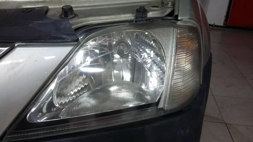 Același far, după polish